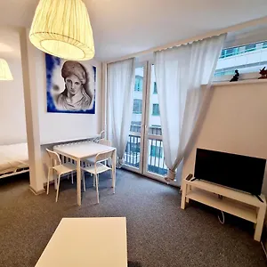 Topfloor Greeceflat A Cosy Flat In The City Center Warszawa